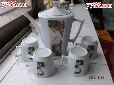 松鹤八楞壶 陈贻馍大师文革时期的工艺美术杰作